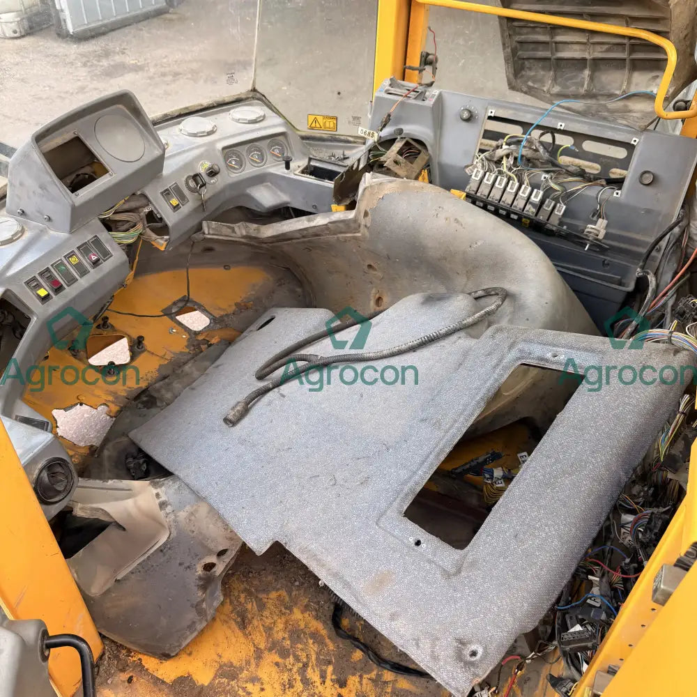 Hytt | 33250 | Volvo L90C - Hytt
