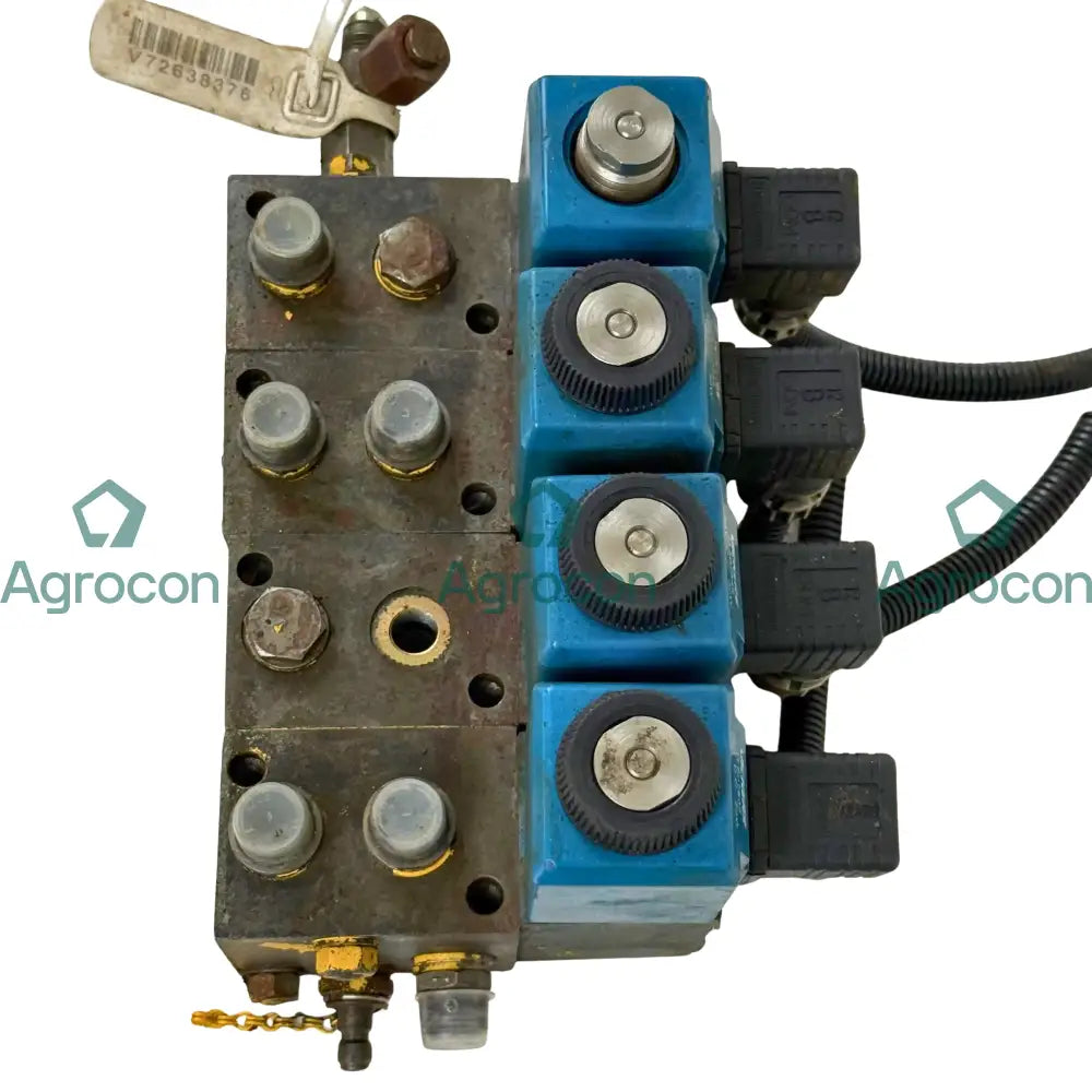 Kopplingsblock servohydralik | 11003548 4974291 | Volvo L90C - Hydraulventil