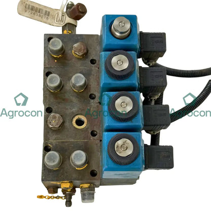 Kopplingsblock servohydralik | 11003548 4974291 | Volvo L90C - Hydraulventil