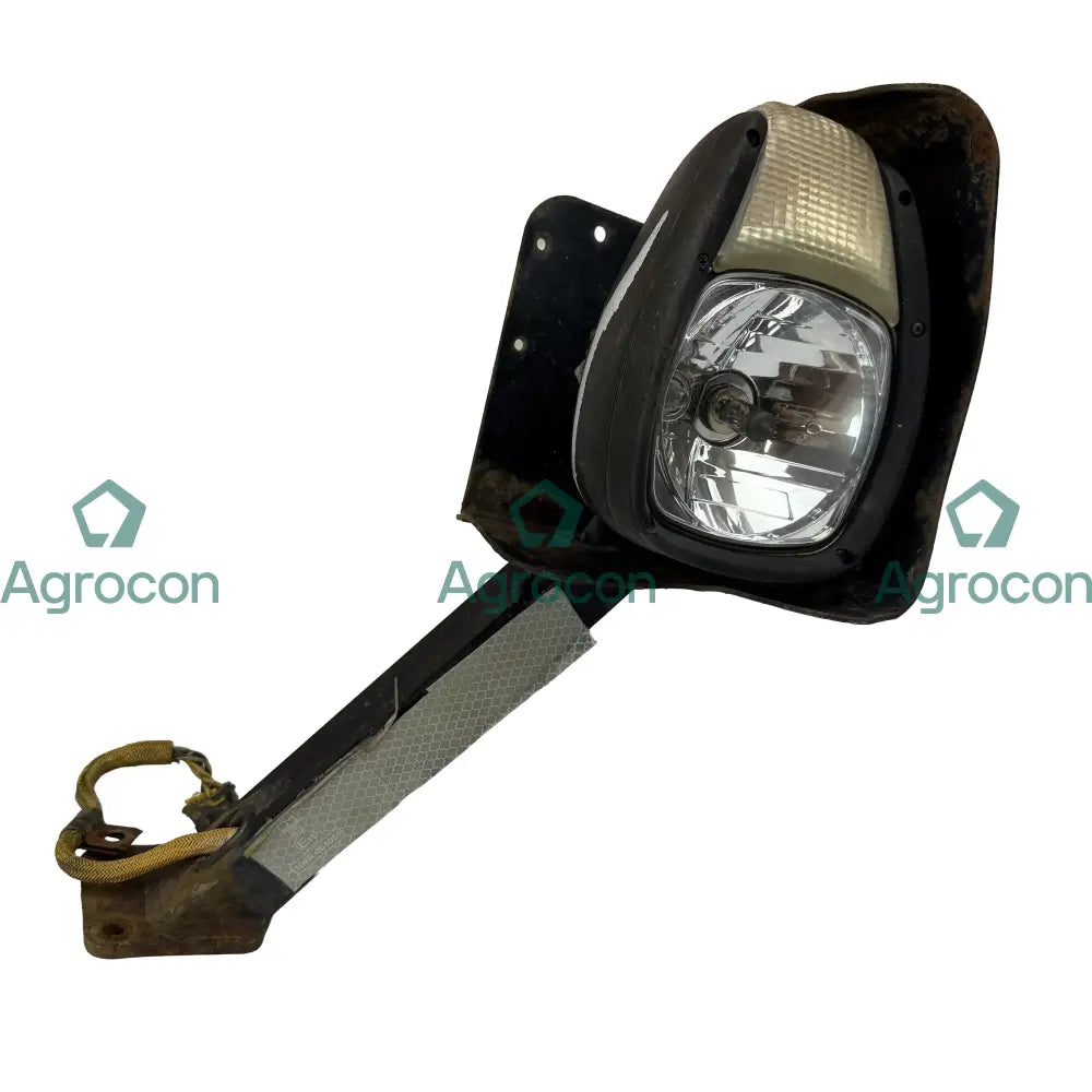 Lamphållare höger | 320-9868 | Cat IT38H Karosseri