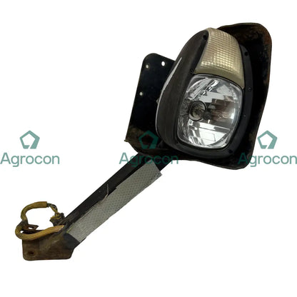 Lamphållare höger | 320-9868 | Cat IT38H Karosseri