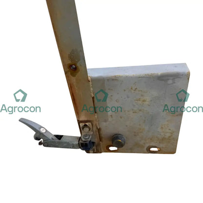 Låsbåge till motor lucka | 7050109 | Hitachi ZX250LC-3 Karosseri