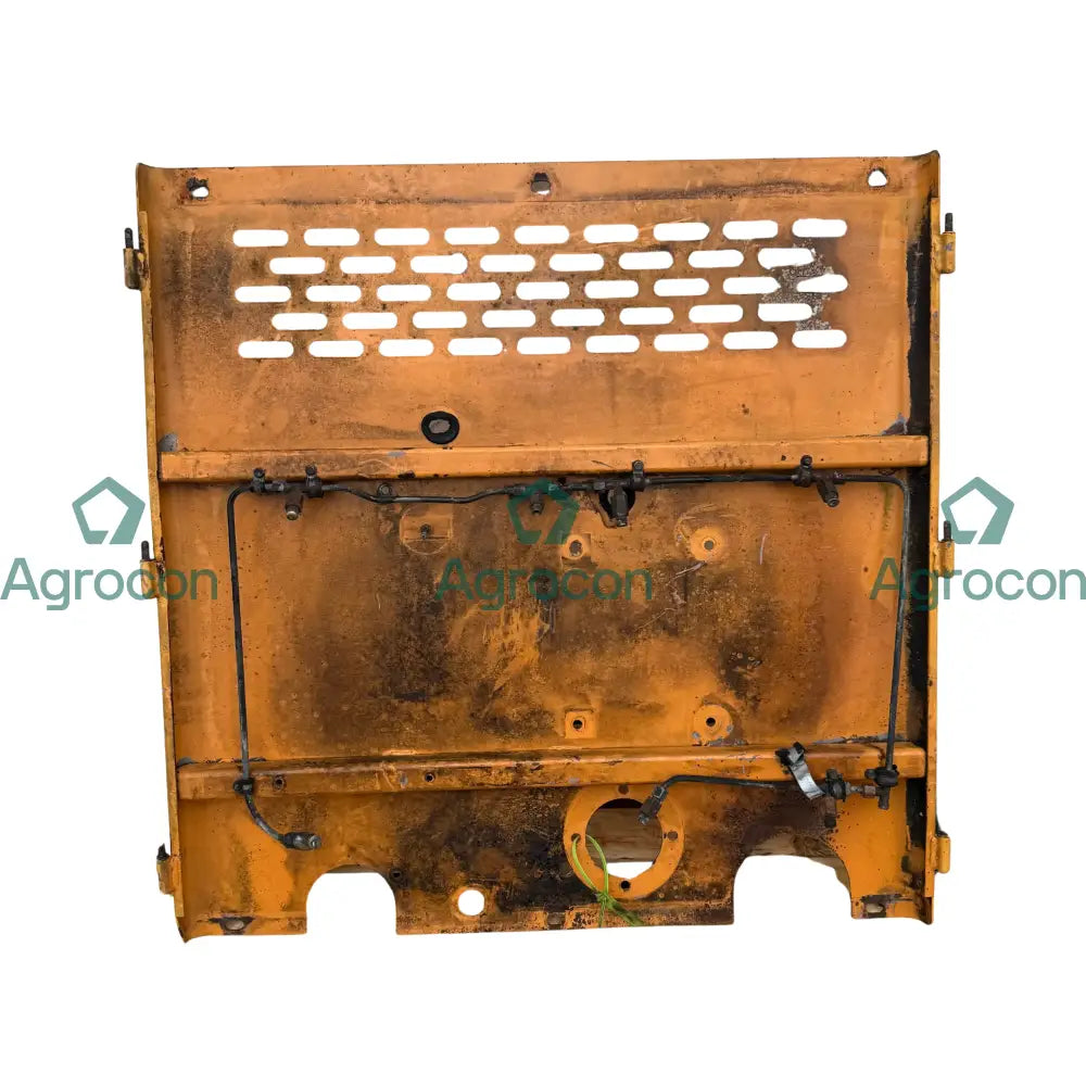 Lucka över motor | Ljungby 1322 Karosseri