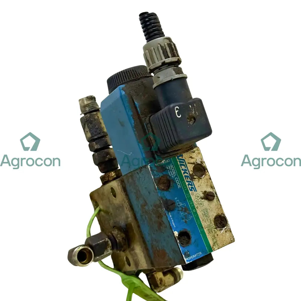 Magnetventil med kopplingsblock | 11090349 11090363 | Volvo L70C Hydraulventil