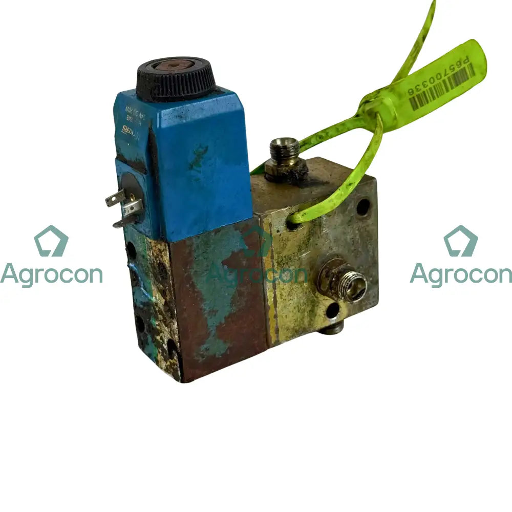 Magnetventil med kopplingsblock | 11090349 11090363 | Volvo L70C Hydraulventil