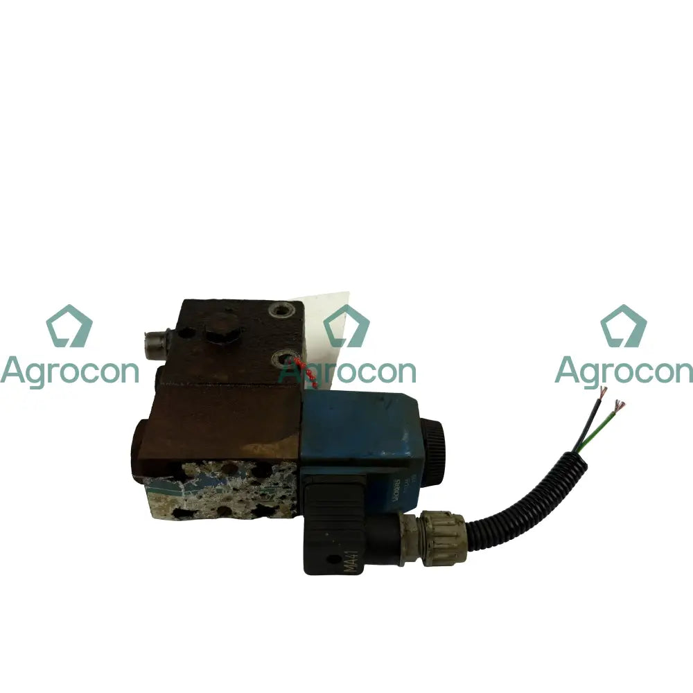 Magnetventil med kopplingsblock | 11090349 11090363 | Volvo L70C Hydraulventil