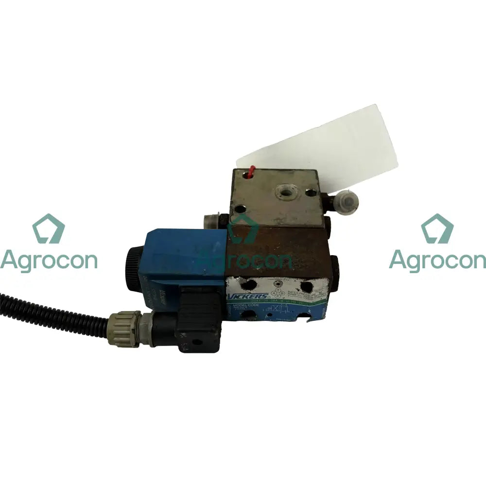 Magnetventil med kopplingsblock | 11090349 11090363 | Volvo L70C - Hydraulventil