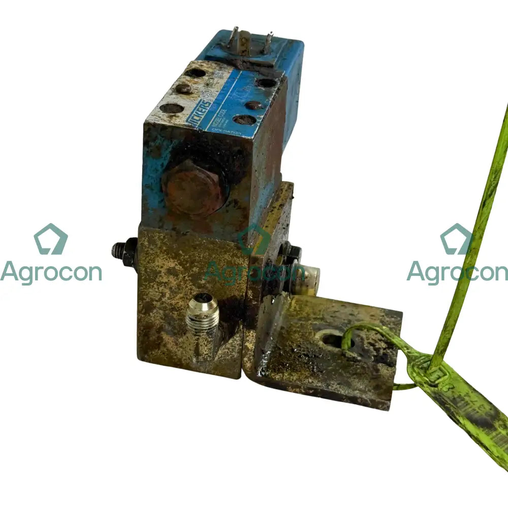 Magnetventil med kopplingsblock | 11090349 11090363 | Volvo L70C Hydraulventil