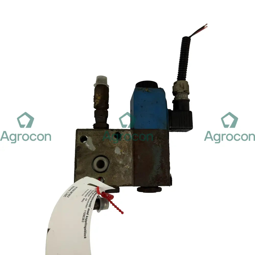 Magnetventil med kopplingsblock | 11090349 11090363 | Volvo L70C Hydraulventil