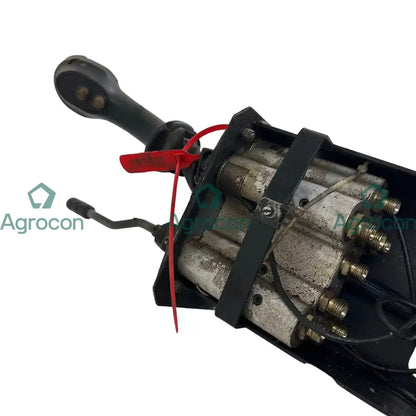 Manöverspak lastare 3:dje funktion | 11305947 | Volvo L45B Hydraulventil