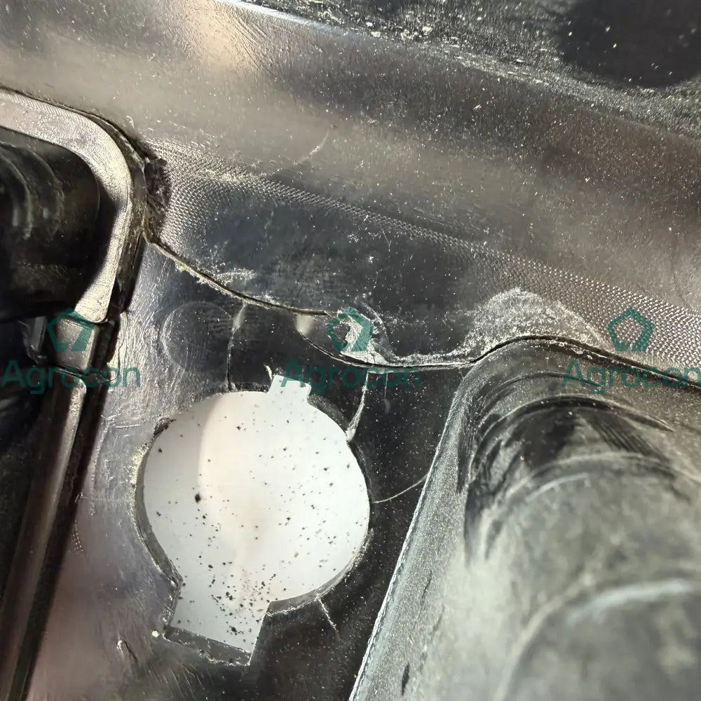 Övre plast till höger armstödsplast | 14644307 | Volvo EC220EL - Hyttdelar