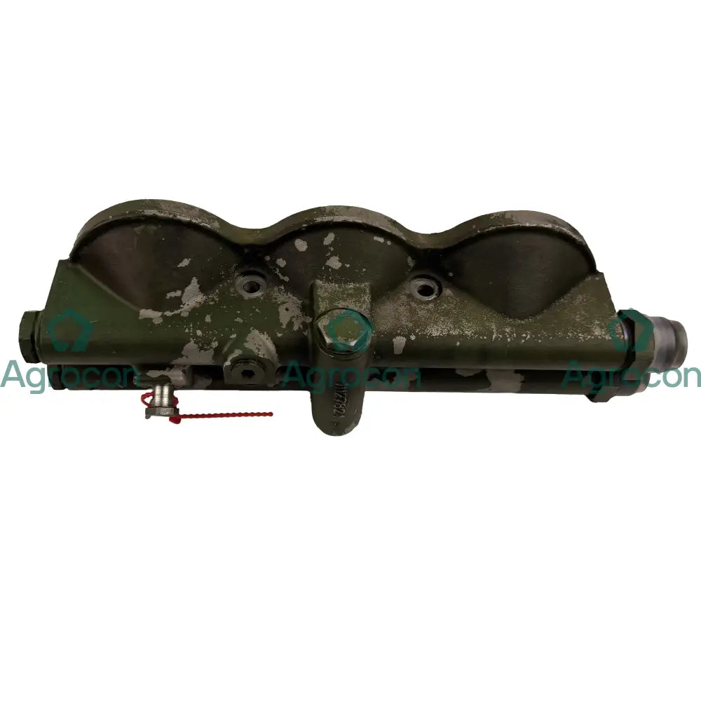 Oljefilter hållare motor | 8170274 11127821 | Volvo L180E Motordelar
