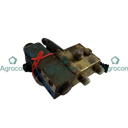 Parkeringsbroms ventil | 11173805 | Volvo L90E - Bromssystem
