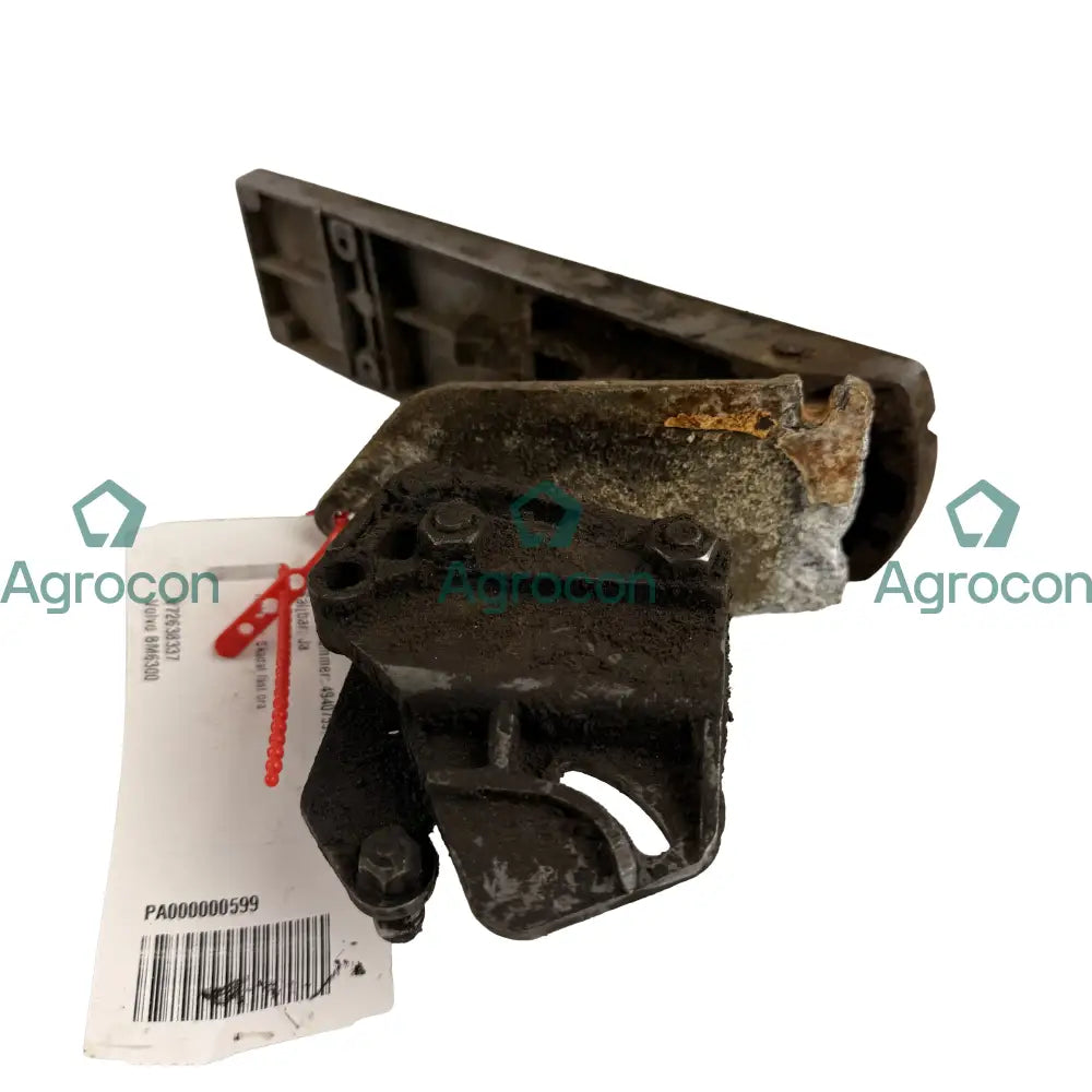 Pedal | 4880953 33260 4940759 | Volvo BM6300 Hyttdelar