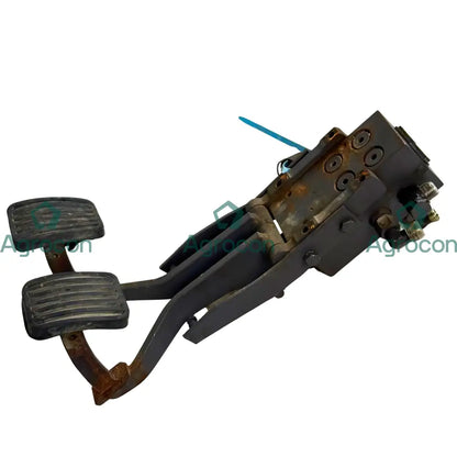 Pedalventil kör | 14054202 | Åkerman EC300 Hydraulventil