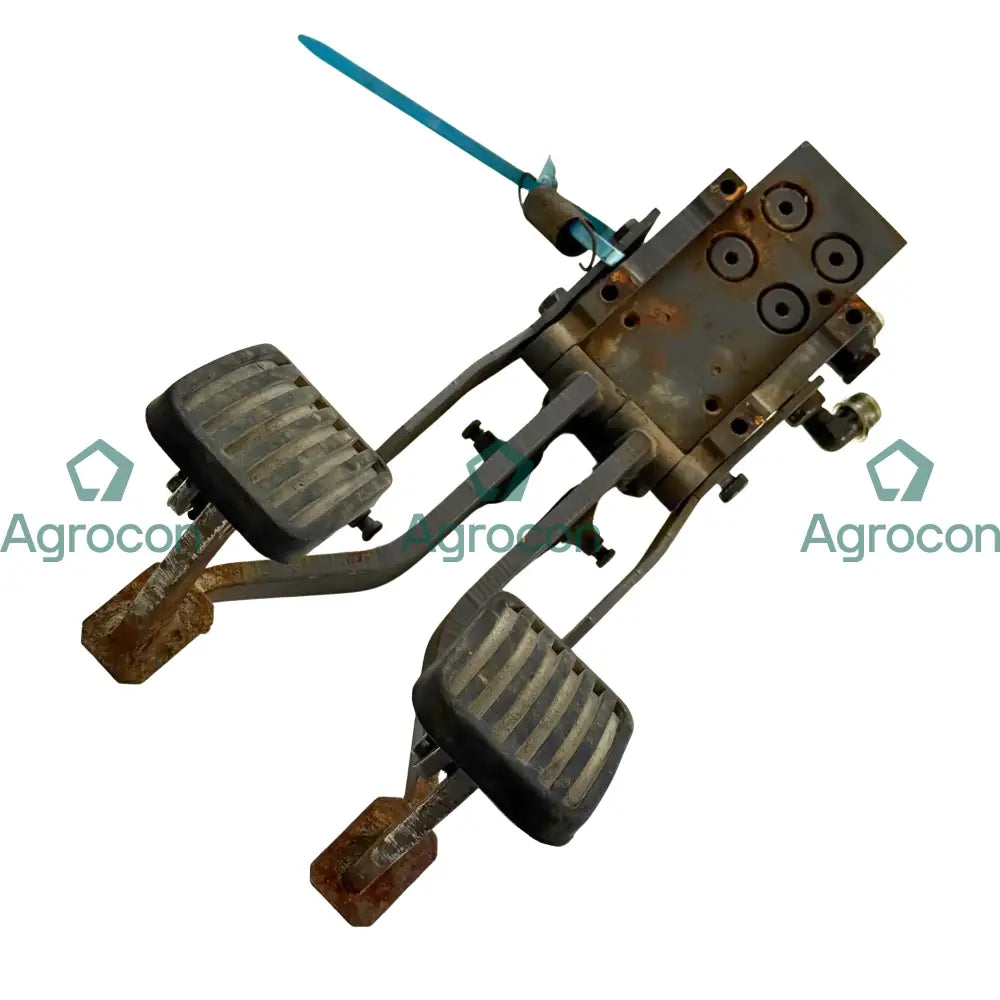 Pedalventil kör | 14054202 | Åkerman EC300 Hydraulventil