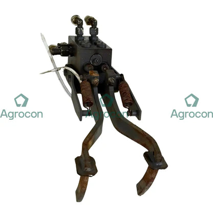 Pedalventil med fotstöd | 14054202 | Åkerman EC230B Hydraulventil
