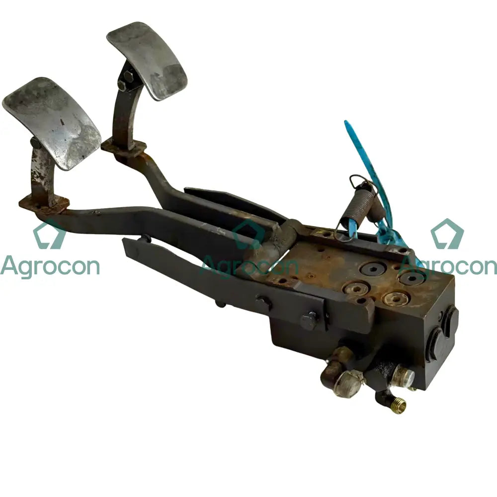 Pedalventil slänt | 14054202 | Åkerman EC300 Hydraulventil