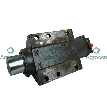 Pendelcylinder | 14053347 | Åkerman EW200 Hydraulcylinder Undervagnsdelar