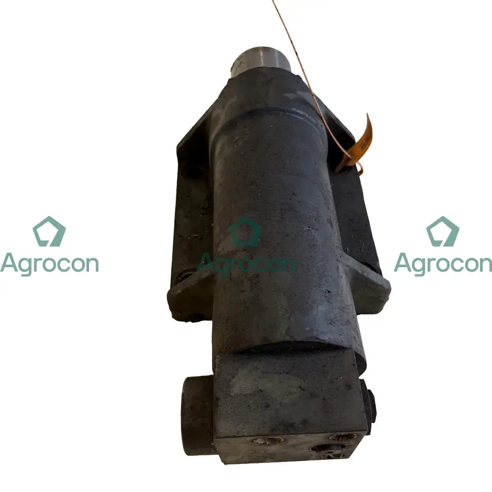 Pendelcylinder | 14240858 | Åkerman EW130C - Hydraulcylinder Undervagnsdelar