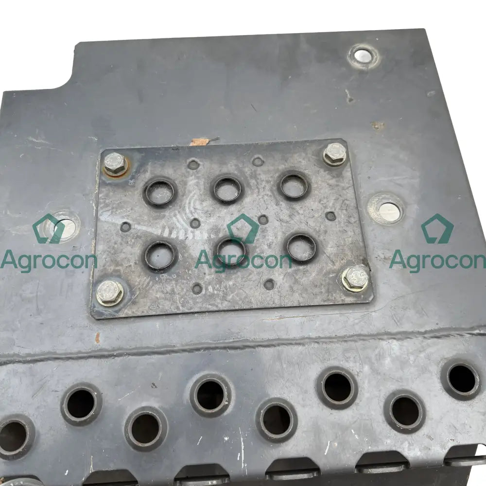 Plåt fotsteg övre | Ya40007040 Ya60026895 | Hitachi ZX140W-5B Luckor