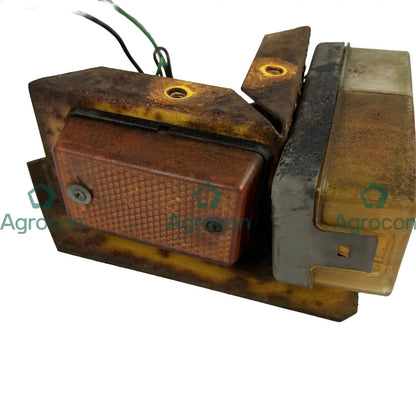 Positionsljus fram vänster | 1576682 4785120 | Volvo BM6300 Belysning