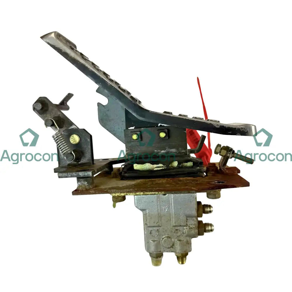 Släntpedal | 9219244 9766167 3107562 | Hitachi ZX250LC-3 Hydraulventil