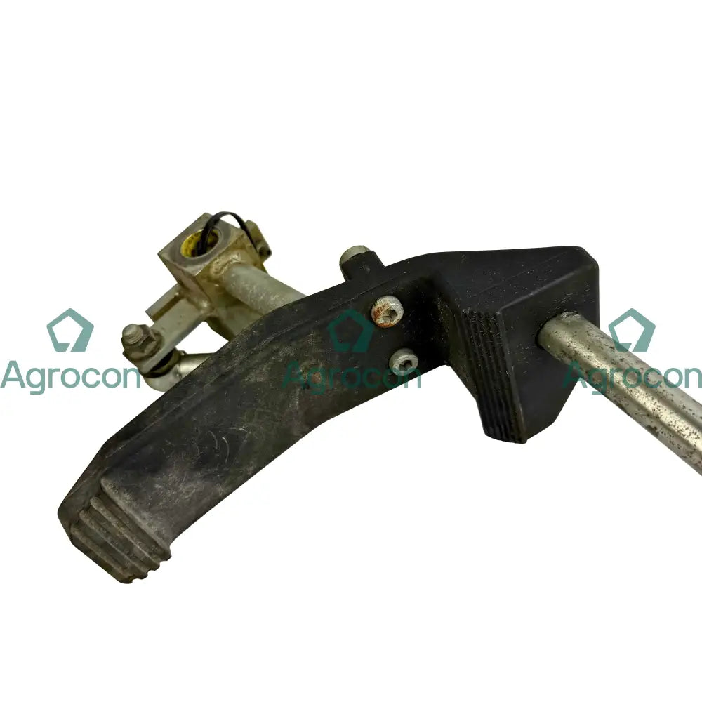 Spak med pedal | 11800216 Pj5270600 11802679 - Hyttdelar Styrsystem