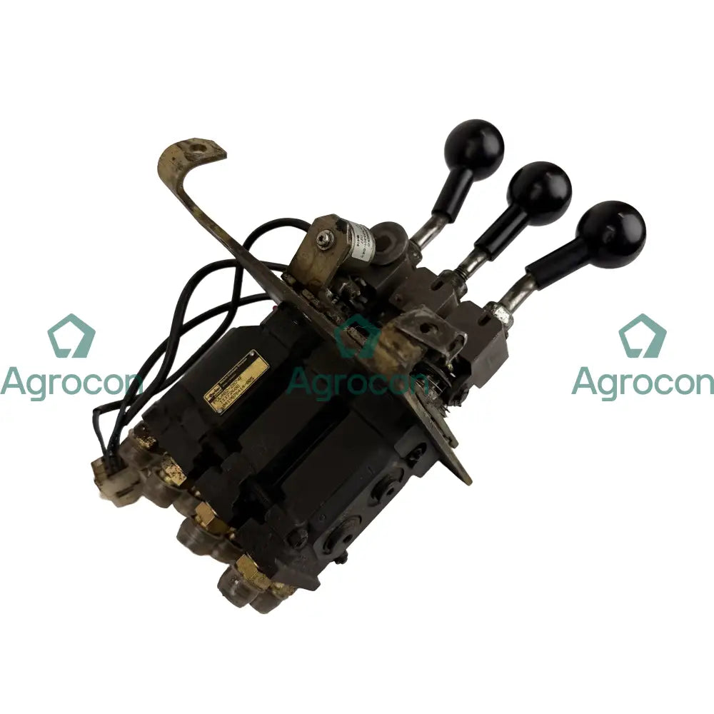 Spakventil med 3:e funktion | 11172599 | Volvo L90E Fronthydraulik