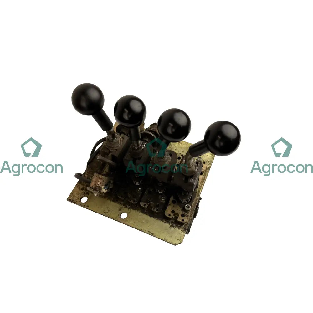 Spakventil med 3:e och 4:e | Volvo L180E Hydraulventil