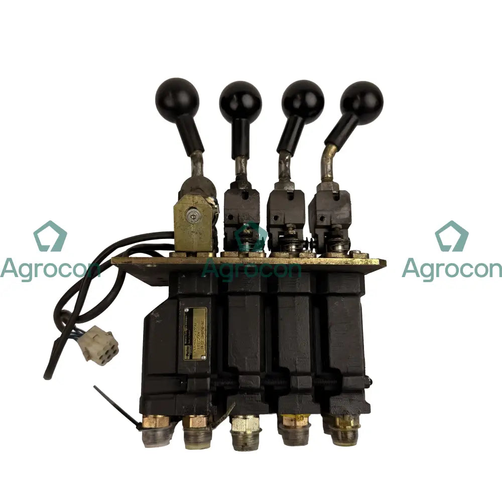 Spakventil med 3:e och 4:e | Volvo L180E Hydraulventil