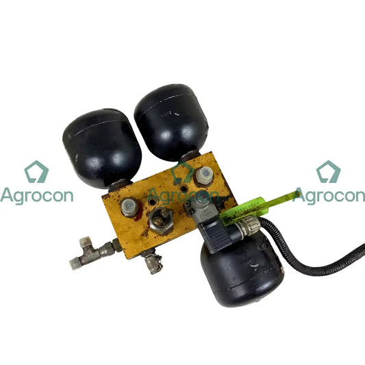Ventilhus med ackumulator | 11004441 11148622 11173688 4872213 | Volvo L70C - Hydraulventil