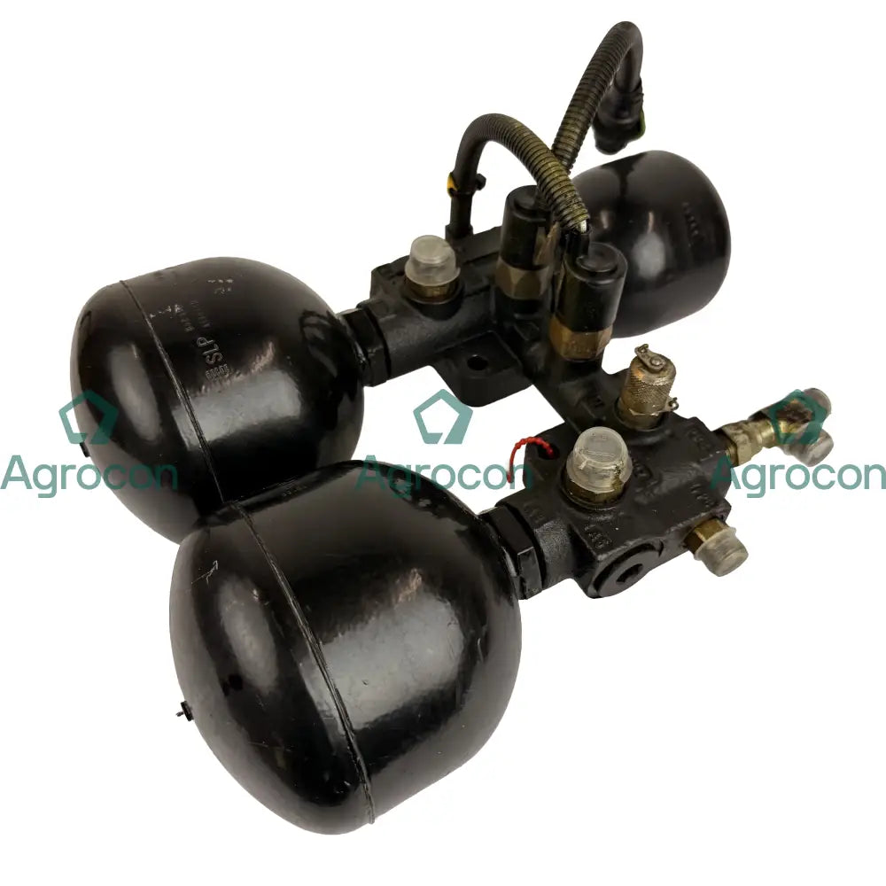 Ventilhus med ackumulator | 11148622 | Volvo L180E Bromssystem