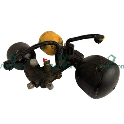 Ventilhus med ackumulator | 11148622 | Volvo L90E Bromssystem