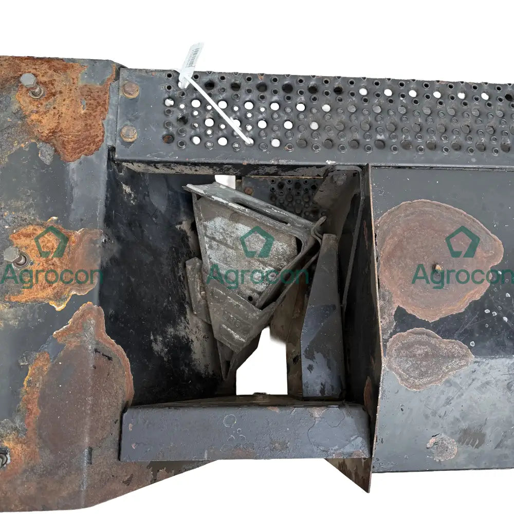 Verktygslåda vänster komplett utan stänkskärm | Ya00033332 Ya00033333 Ya00033338 Ya00033339 Ya00033340 | Hitachi